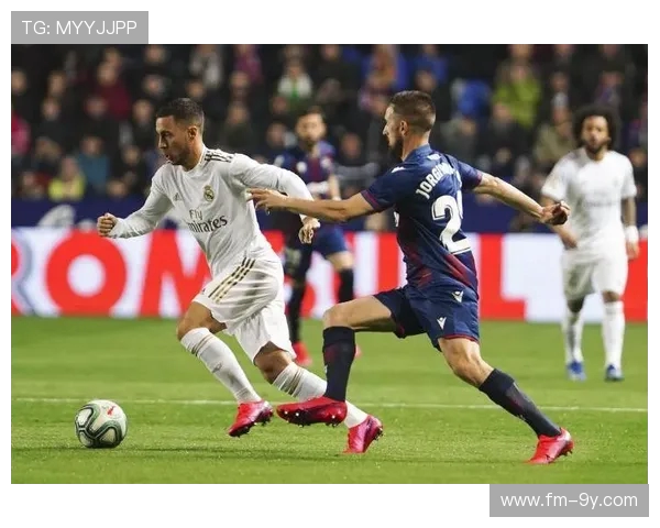 揭秘足球外号小鹿的球星身份及其成名背后精彩故事全面解析深度谈 揭秘足球外号小鹿的球星身份及其成名背后精彩故事全面解析深度谈